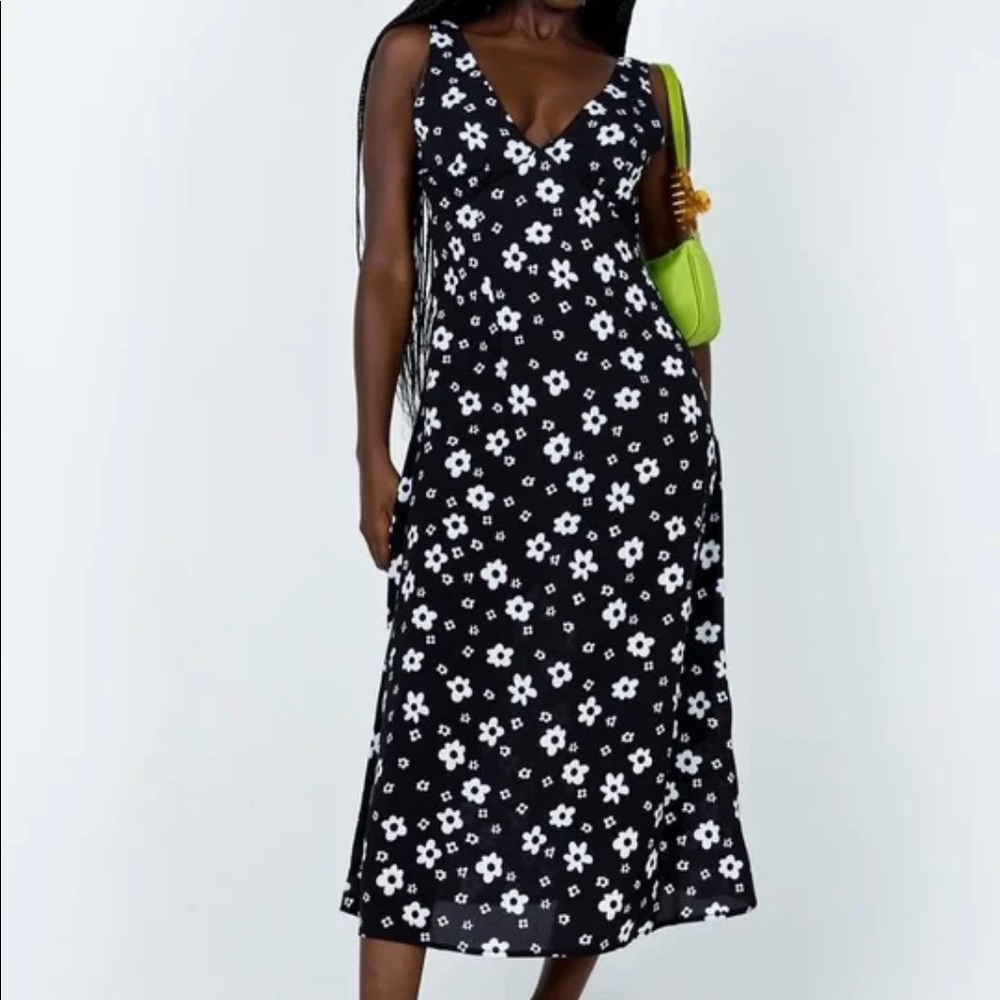 Princess Polly Quincy Midi Dress size 4